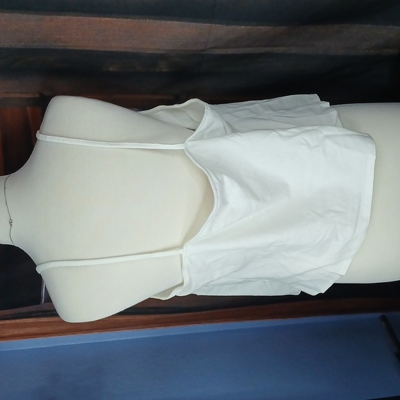 5/ $25 Future collective size 2x key hole spaghetti strap top new without tags - Picture 5 of 12